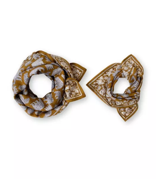 big-foulard-latika-ours-1_0.webp