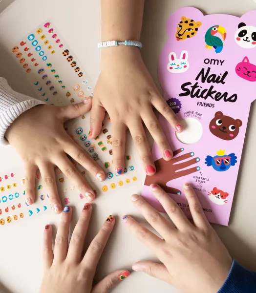 nail04_friends_ambiance_enfants-7.webp