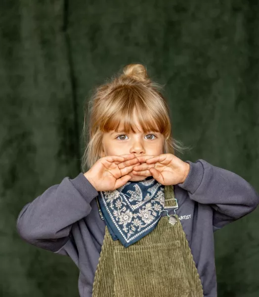 small-foulard-manika-ours-1.webp